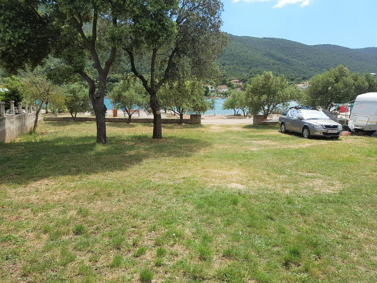 Auto Camp On The Beach - Grebaštica 外观 照片