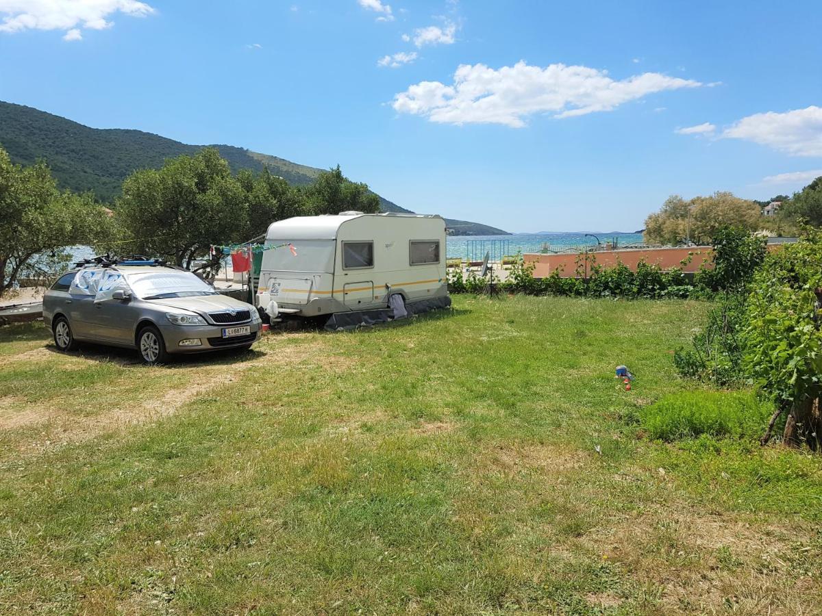 Auto Camp On The Beach - Grebaštica 外观 照片